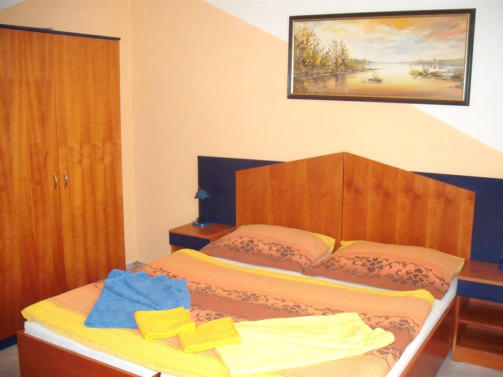 Hotel Forman Mladá Boleslav Стая снимка